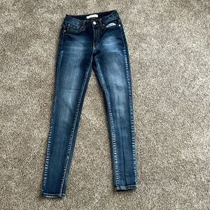 Skinny jeans
